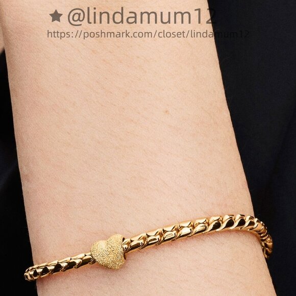 Pandora Textured Heart Mini Charm - Picture 4 of 7